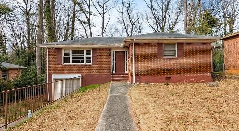 1st image of 2725 Rollingwood Ln SE