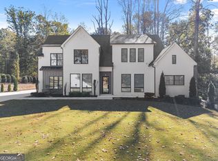 1646 Thomas Dr, Hoschton, GA 30548