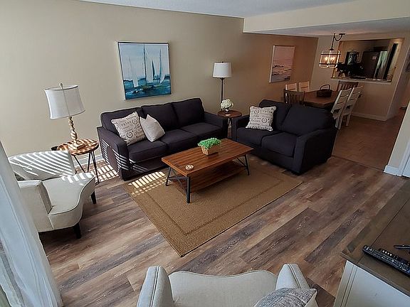 2nd image of 15 Deallyon Ave APT 114