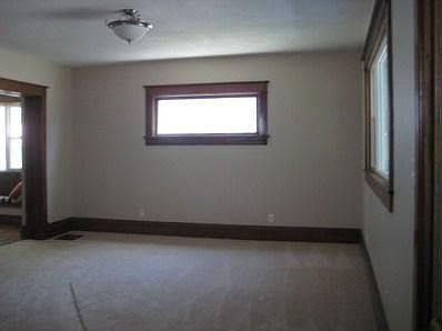 2nd image of 580 Girard Ave