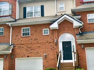 1578 Chateau Clb, Dunwoody, GA 30338