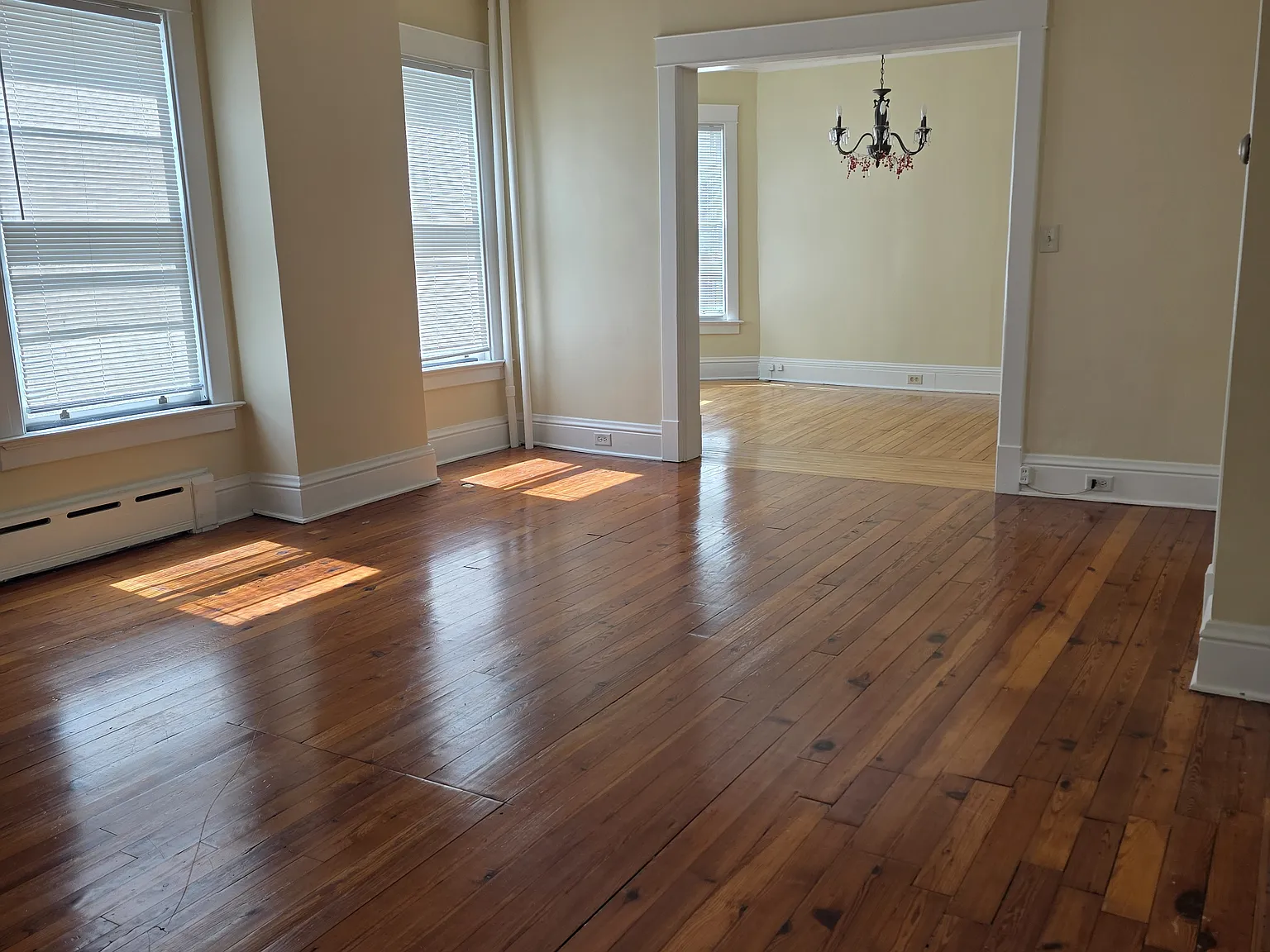 2 bed, 1500 sqft, $1,850 — Photo 4