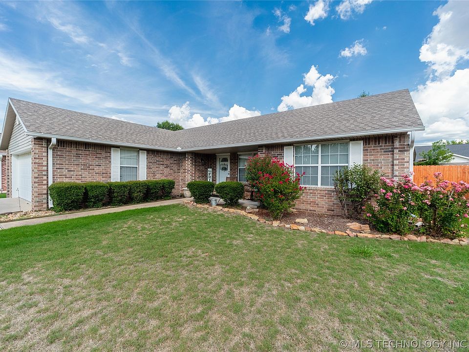1st image of 2208 Green Meadows Cir