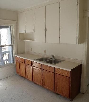 4th image of 621 Norton Ave