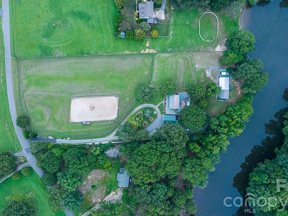 4th image of 4904 Willow Pond Rd