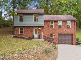 524 Sandy Hill Rd, Irwin, PA 15642