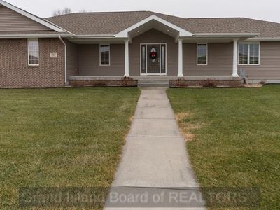 311 E Plum St, Doniphan, NE, 68832