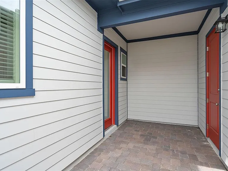 6573 Quest St — Photo 8