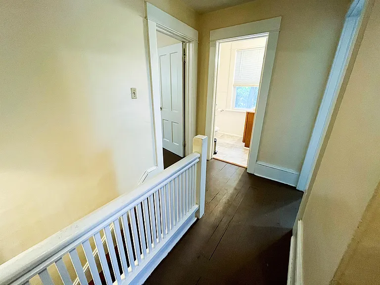 211 Cornell St — Photo 21