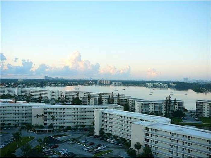 1st image of 18011 Biscayne Blvd APT 1503-1