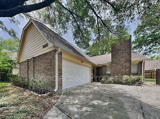 8410 Mosshang Ct, Houston, TX 77040