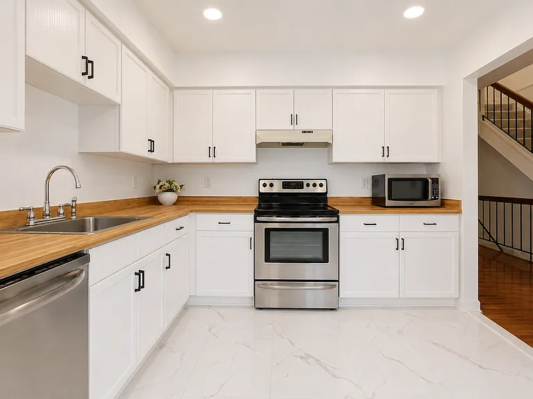 3603 Sweethorn Ct — Photo 14