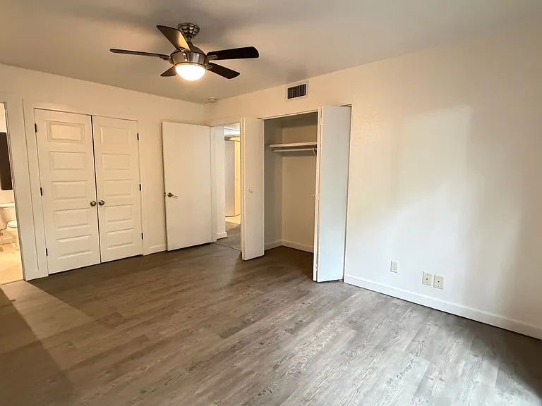 4123 Avondale Ave #106 — Photo 11