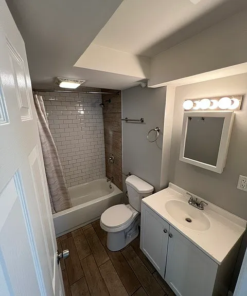 8000 S May St — Photo 5
