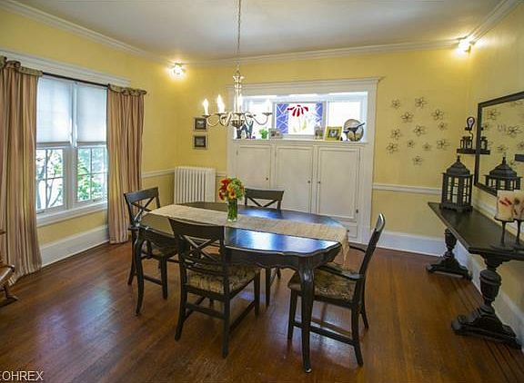 2nd image of 17832 Clifton Blvd