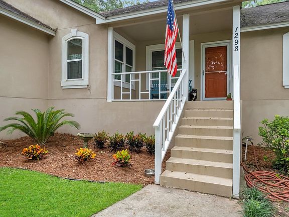 3rd image of 1298 Avondale Way