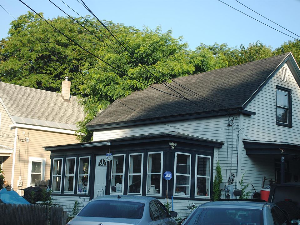 2nd image of 21 Maple Street