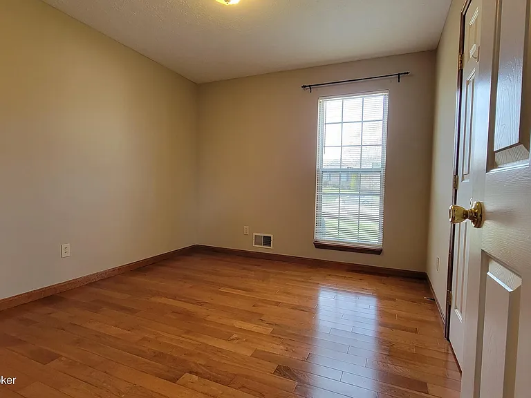 10313 Chimney Ridge Ct — Photo 28