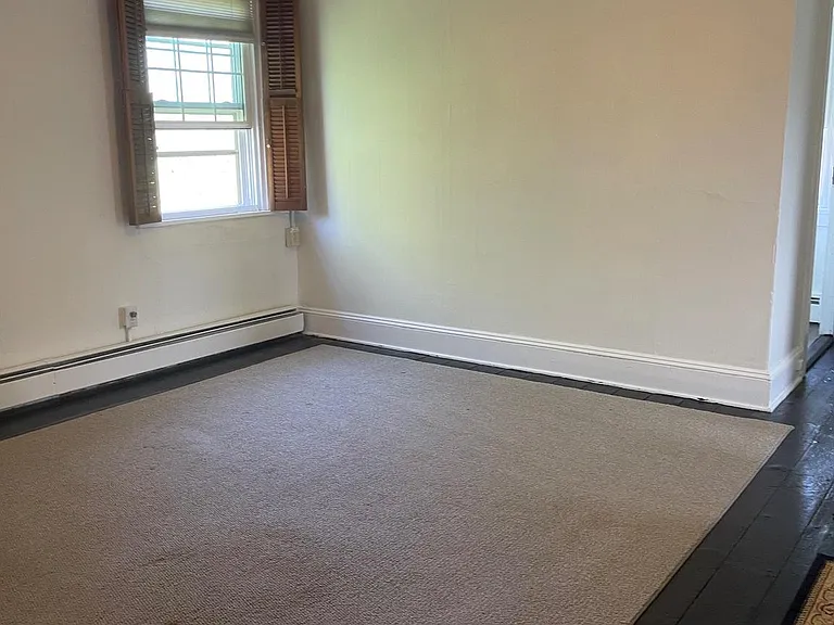669 Creek Rd #2 — Photo 3