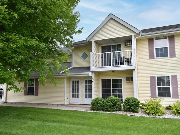 364 Minz Park CIRCLE #1, West Bend, WI 53095