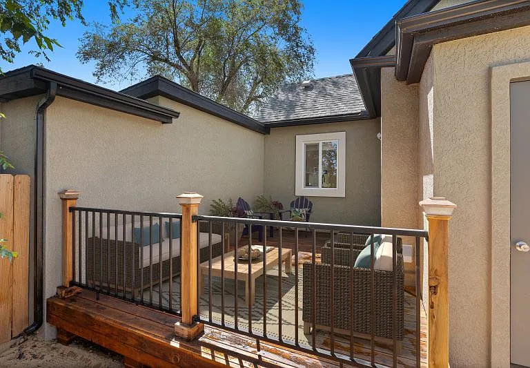 10 Prater Way — Photo 24