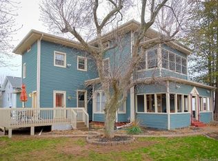 155 Crown St, Meriden, CT 06450