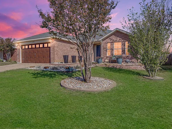 1036 Stockton Dr, Burleson, TX 76028