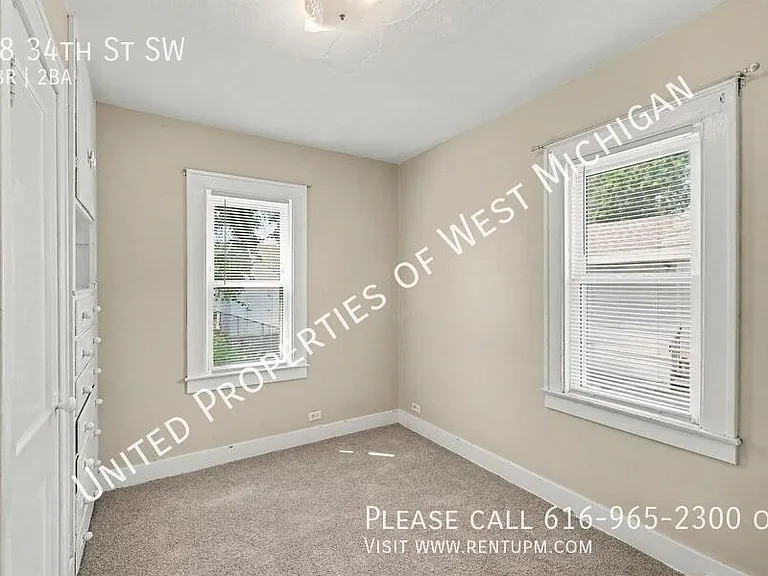 28 34th St SW — Photo 10