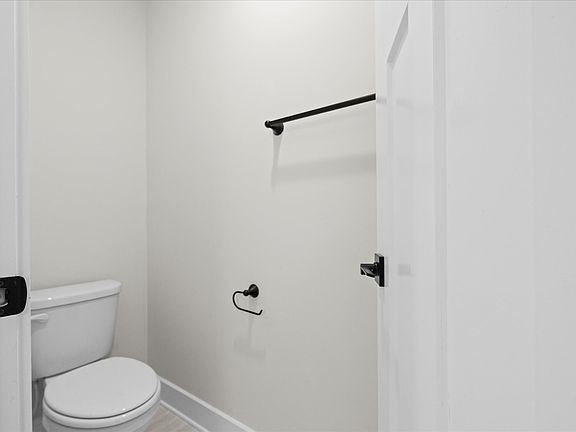 Welcome to the Lennon floorplan at Cedar Shoals - Heritage Collection.