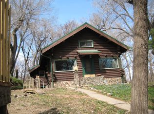 7124 Sarpy Ave, Bellevue, NE 68147