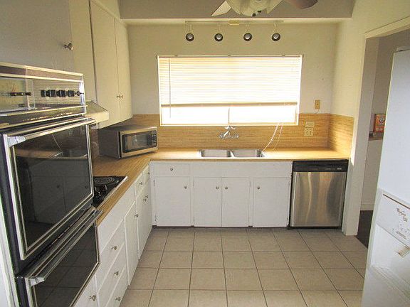 4th image of 410 E Ailsie Ave