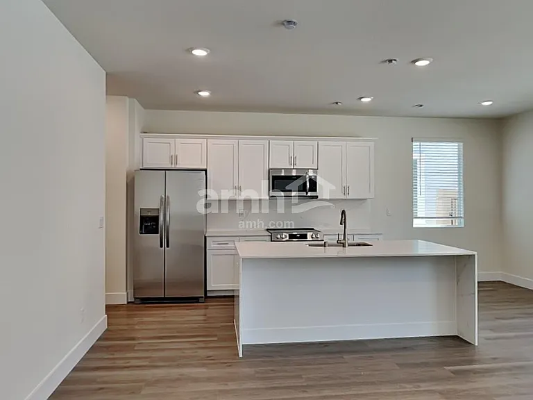 9574 E Friedel Dr — Photo 3
