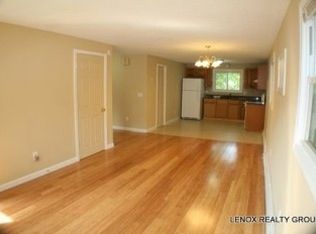 133 Sunbury St #1, Providence, RI 02908