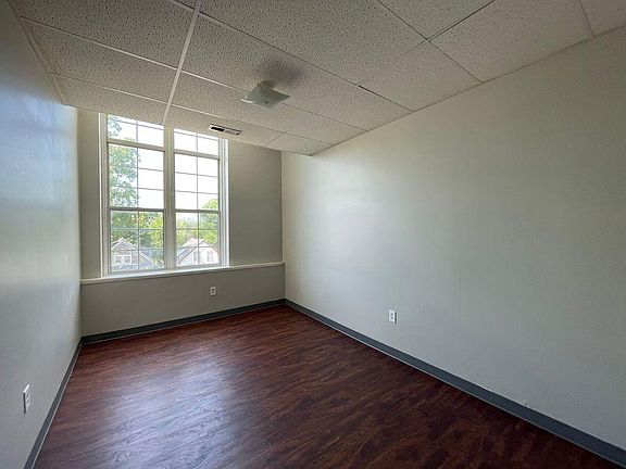 4th image of 3288 W 58th St APT 26