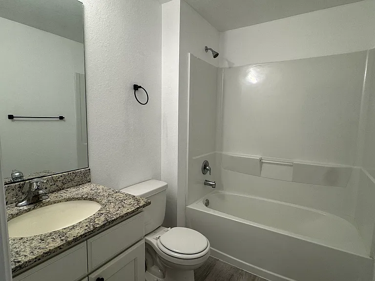 2173 Halblum St — Photo 10