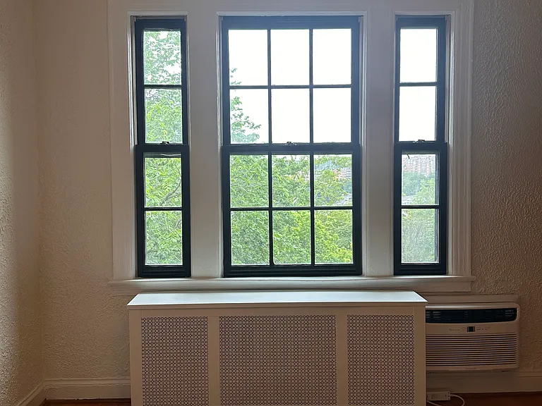 2032 Belmont Rd NW #614 — Photo 4
