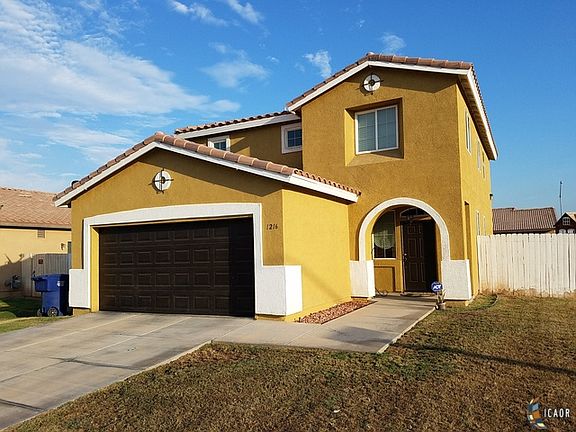 3rd image of 1216 D Hinojosa St