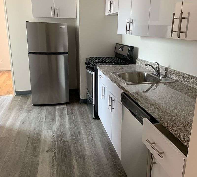 1st image of 142-09 Barclay Ave #5K