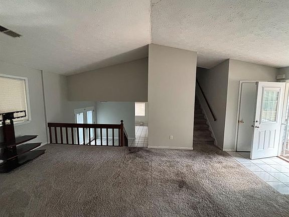 3rd image of 2174 Scarbrough Rd