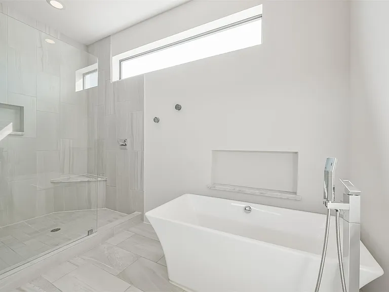 2824 Clay St — Photo 28