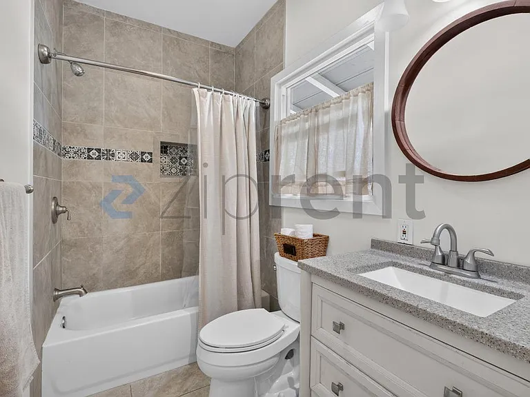 2039 Montecito Ave — Photo 31
