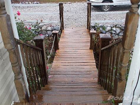 Walkway t/frnt porch