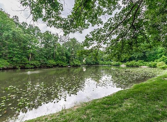 5th image of 3601 Lockshire Dr
