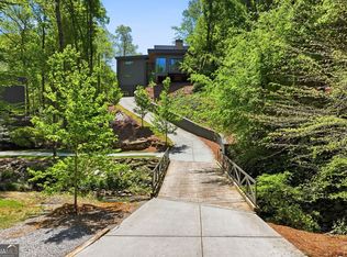 575 Mountain Way NE, Atlanta, GA 30342