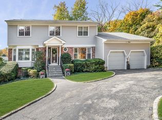 63 Underhill Road, Scarsdale, NY 10583