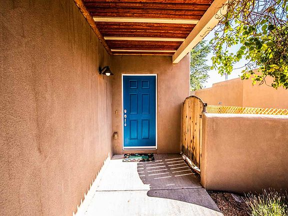 2nd image of 4309 Camino Lila