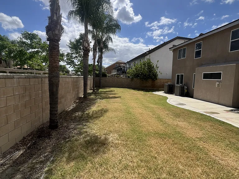 13862 Camp Rock St — Photo 25
