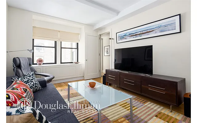 Sold by Douglas Elliman | media 12