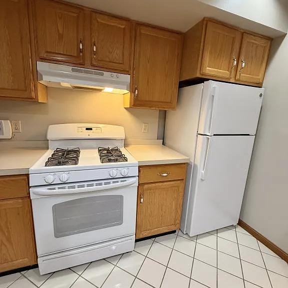 4046 Saint Andrews Ct #1 — Photo 8
