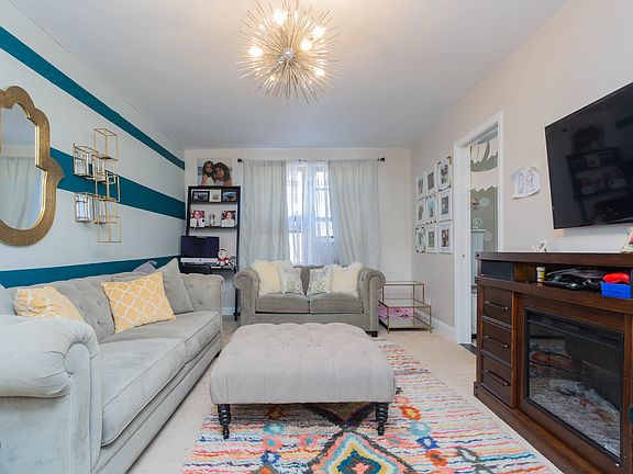 5th image of 8355 Woodhaven Blvd APT 4E